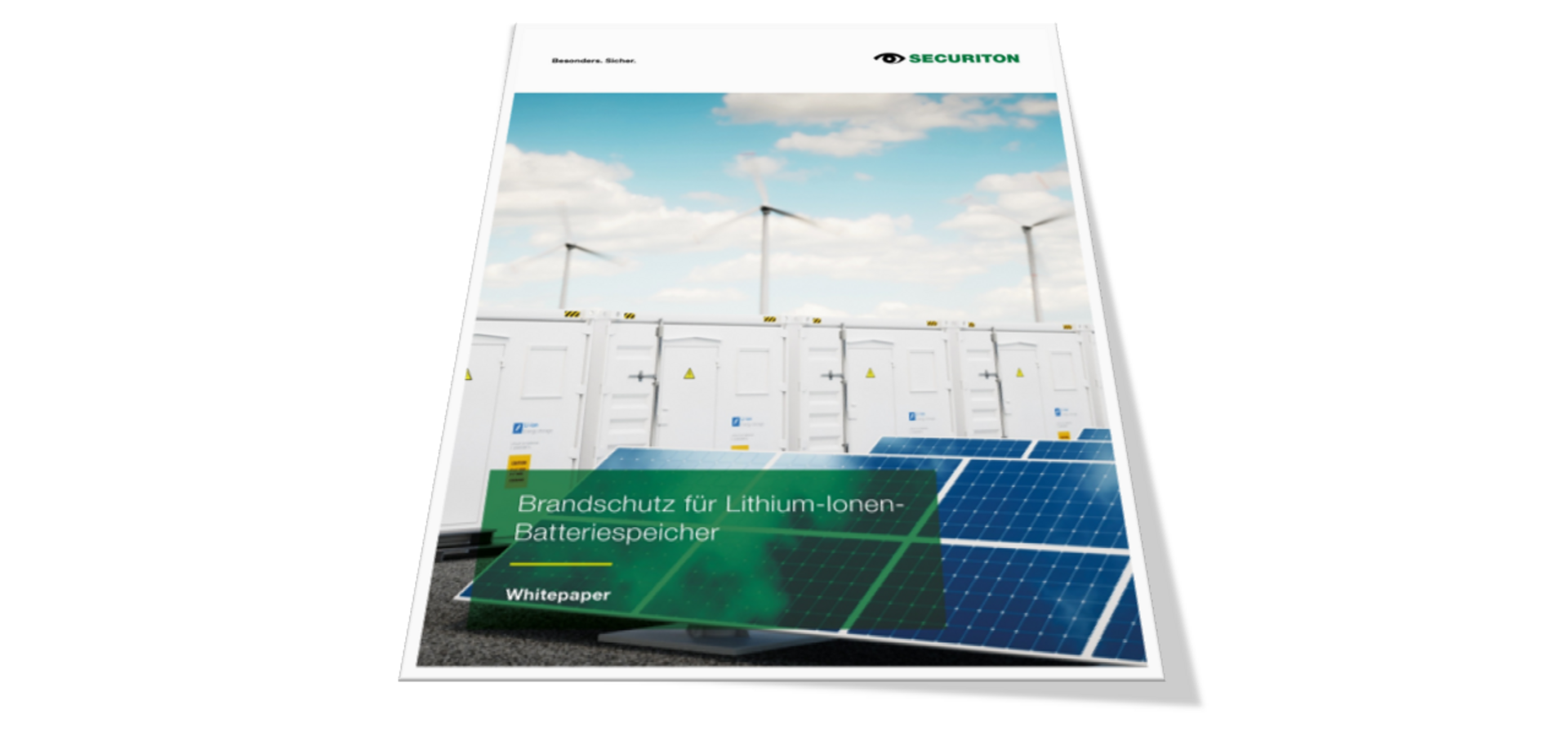 Ein Energiespeicher zwischen Solar- und Windkraftanlagen - als Deckblatt für das Whitepaper "Brandschutz für Lithium-Ionen-Batteriespeicher"