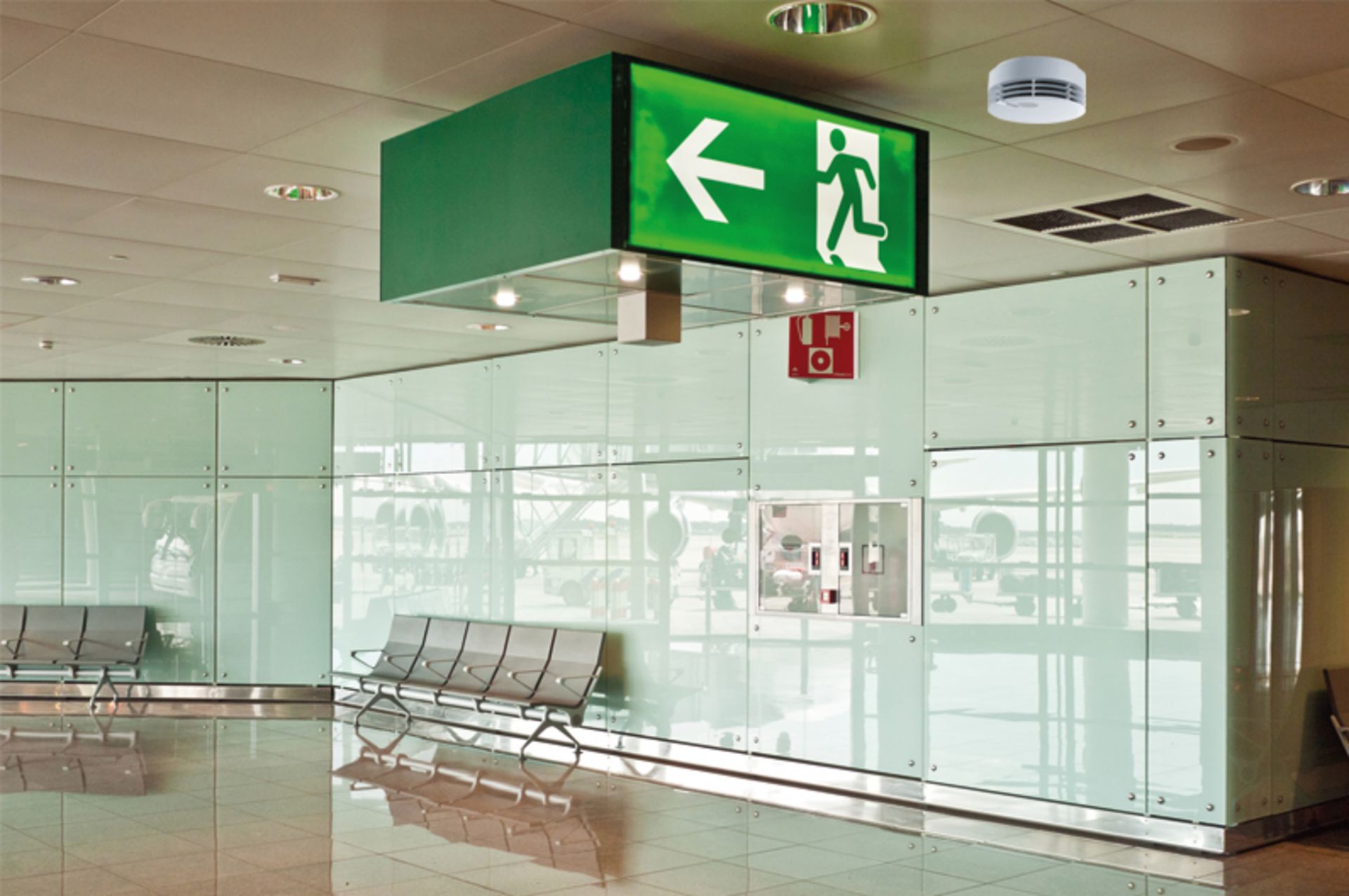 Genius Plus X in einem Flughafen